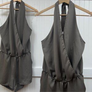 The Impeccable Pig Women's Halter Neck Romper Jumpsuit Gray Summer Outfit Large